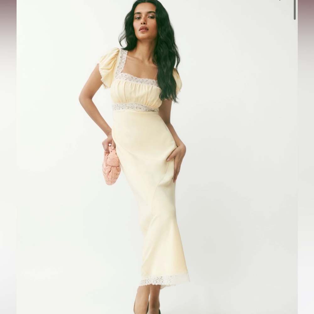 NEW! Reformation Clarisse Silk Dress size 0 color sugar, silk